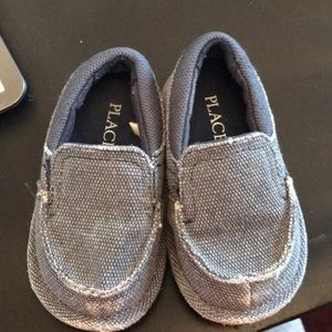 Children‘s Place toddler deck shoes